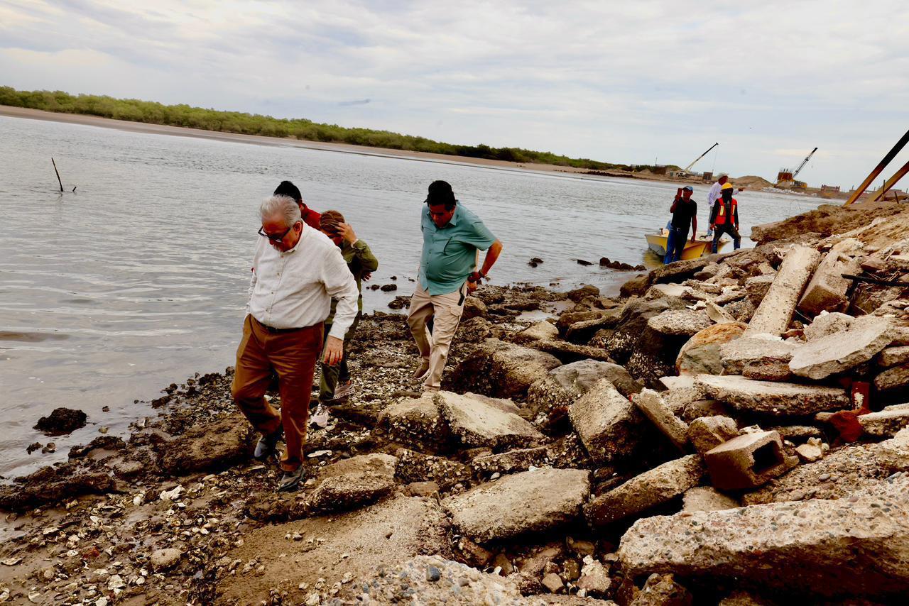 $!Supervisa Gobernador Rocha construcción del puente Bellavista-Boca del Río-Las Glorias