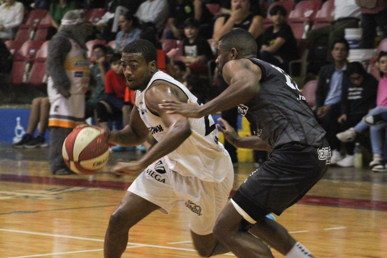 $!Caballeros de Culiacán le pega en casa a Zonkeys de Tijuana