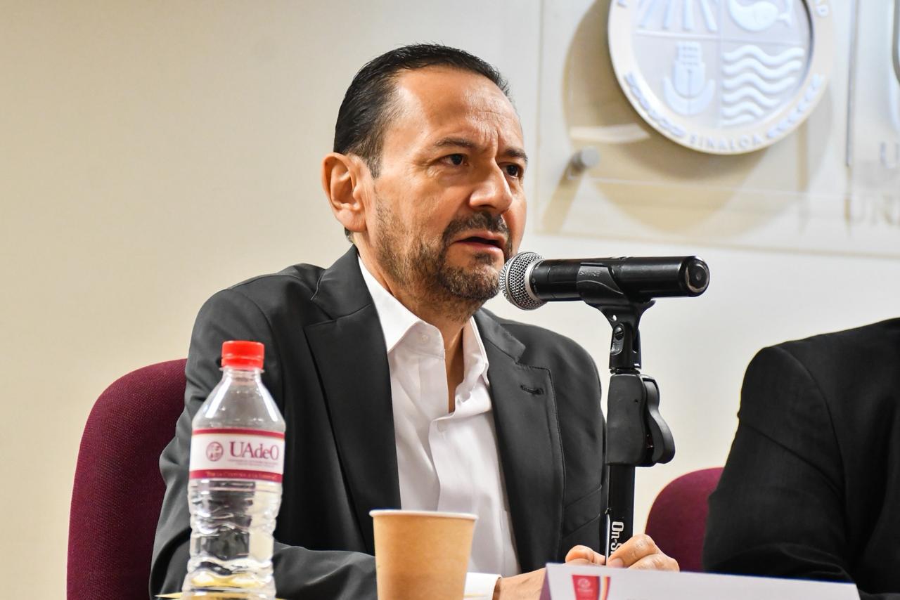 $!Presentan libro sobre la historia curricular y de gobernanza de la Universidad Autónoma de Occidente