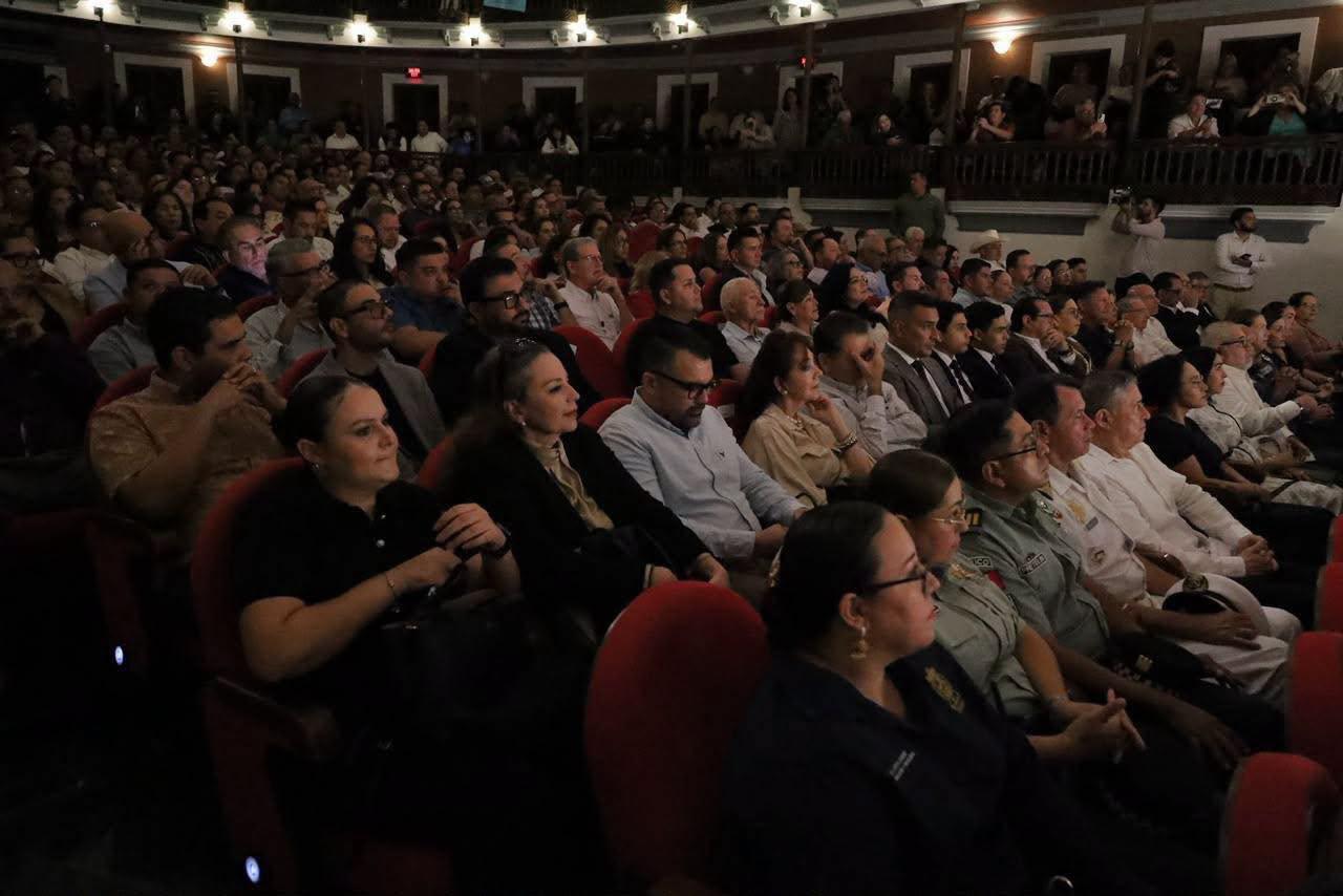$!Estrella Palacios rinde su Segundo Informe de Gobierno y llama a la unidad en Mazatlán
