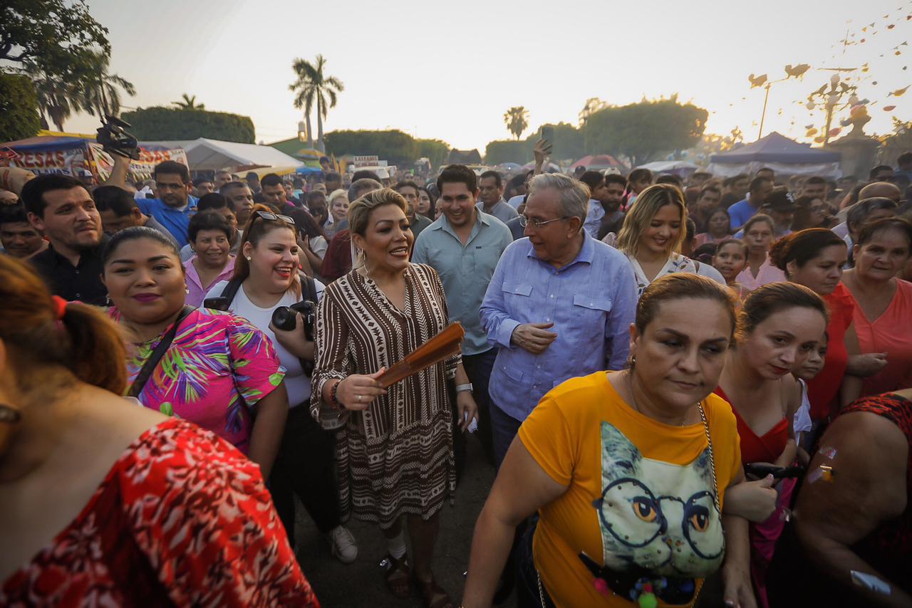 $!Calor no diezma fe de peregrinos en la romería de la Virgen del Rosario
