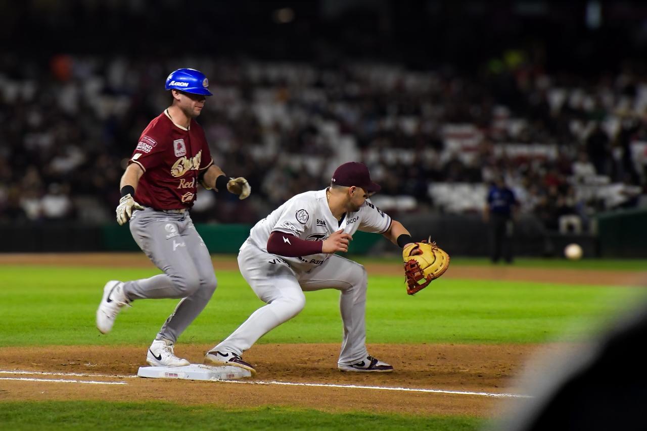 $!Tomateros de Culiacán buscan reacción en Zapopan para mantener viva la Final de la LMP