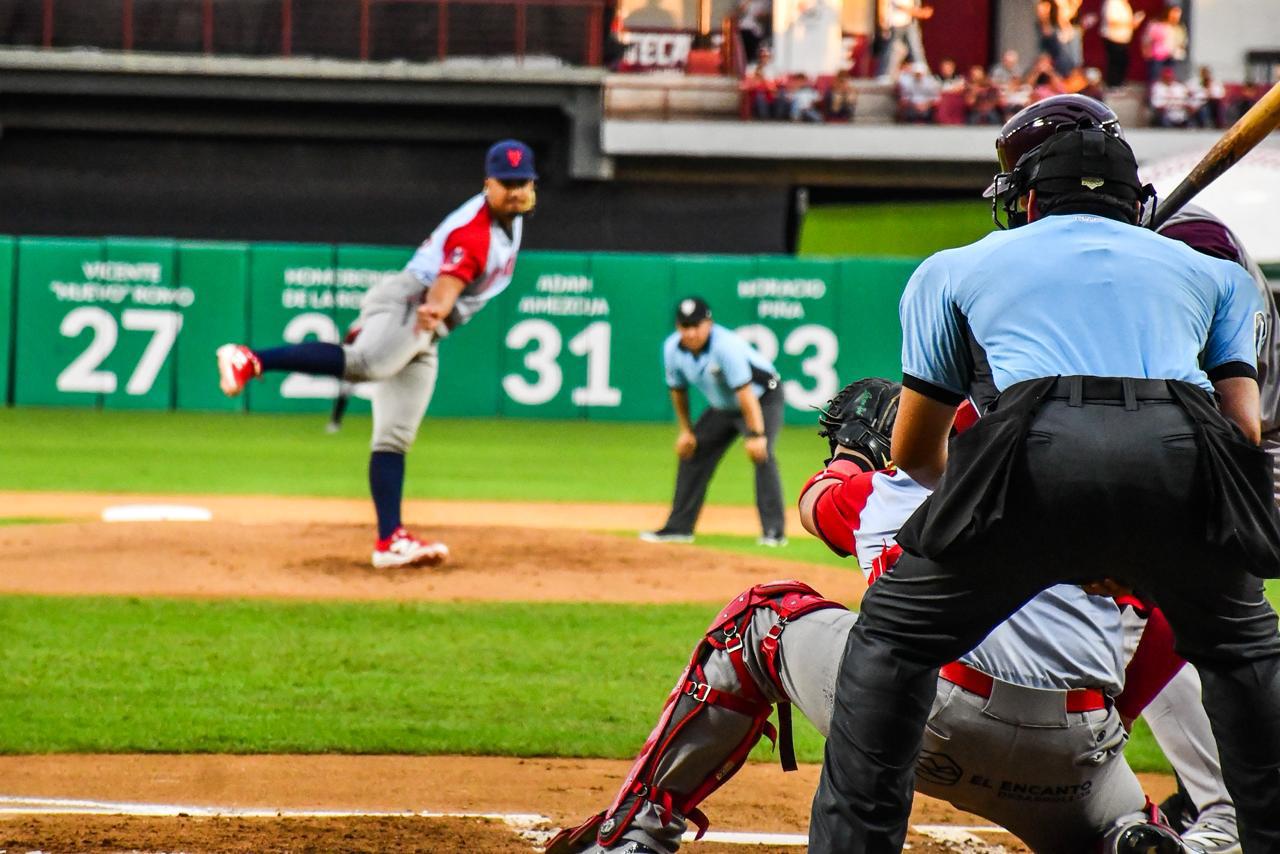 $!Tomateros domina en casa a Venados en el Cuadrangular del Bienestar