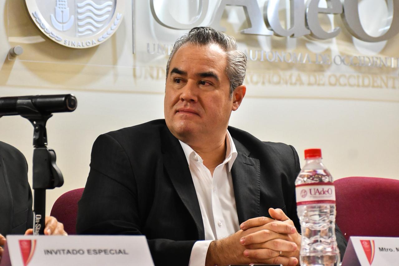 $!Presentan libro sobre la historia curricular y de gobernanza de la Universidad Autónoma de Occidente