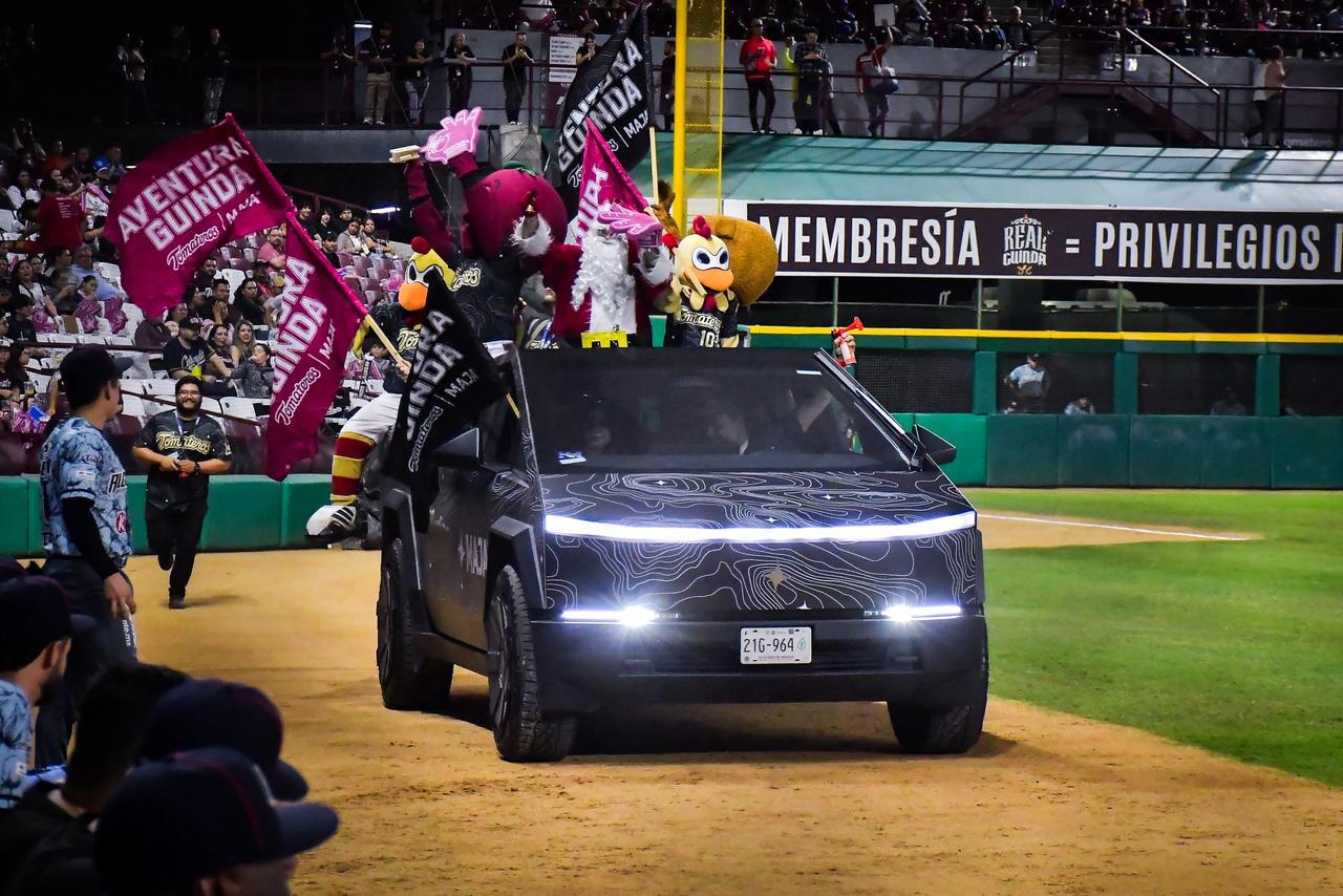 $!Tomateros blanquea a Algodoneros y se lleva la serie en casa