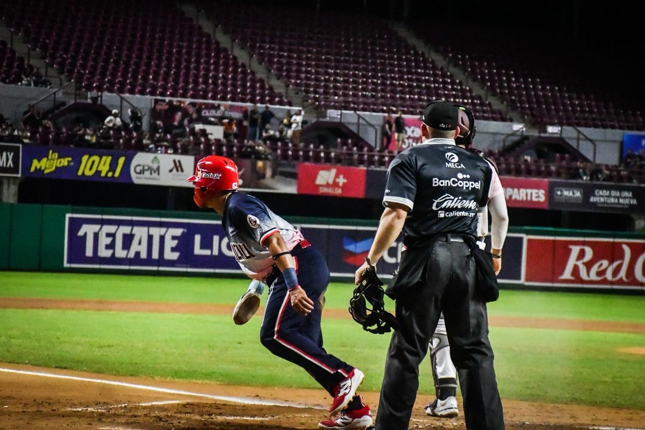 $!Tomateros consigue su segundo triunfo con nueva remontada