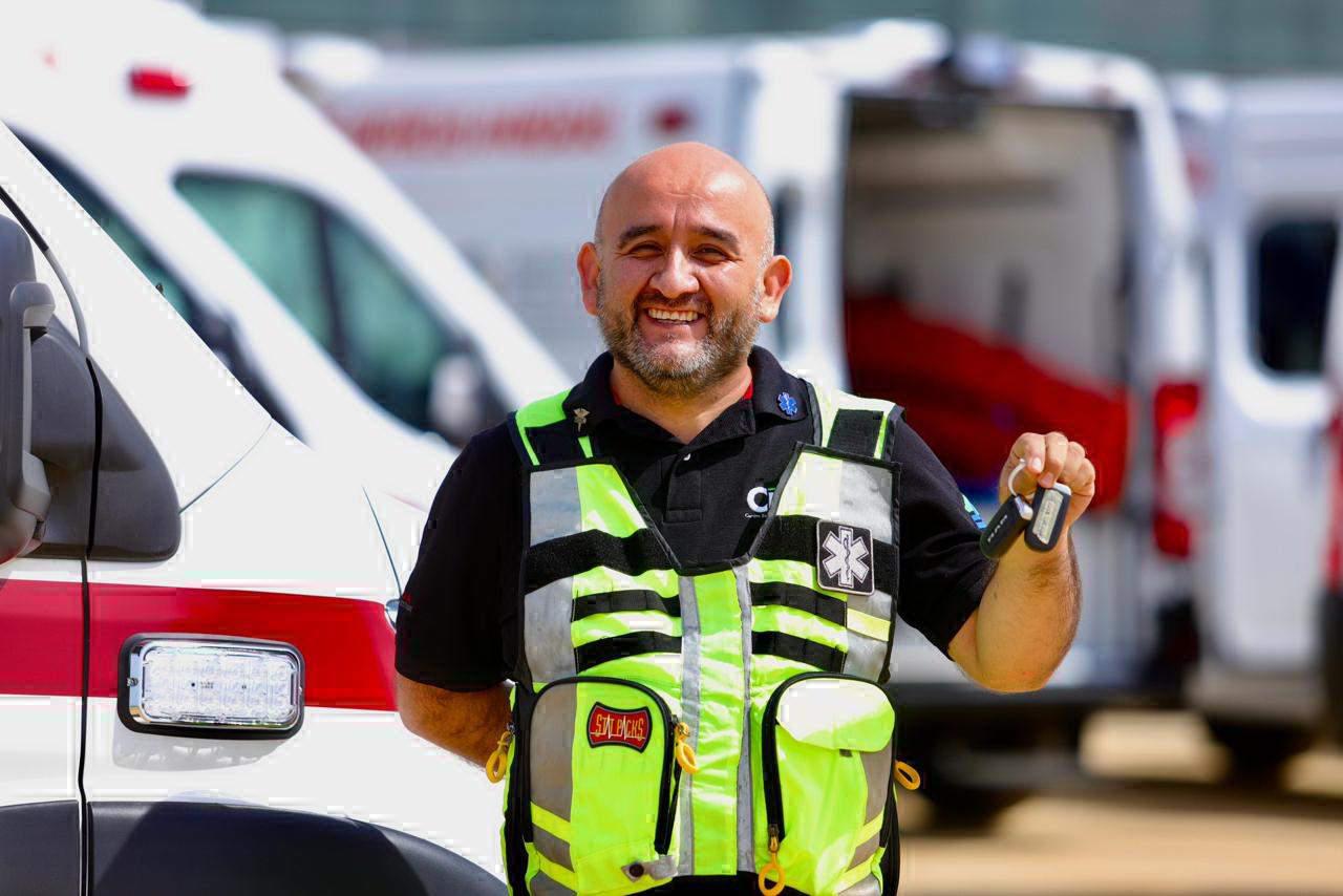 $!Entrega Beneficencia Pública Nacional 19 ambulancias y equipo a Sinaloa