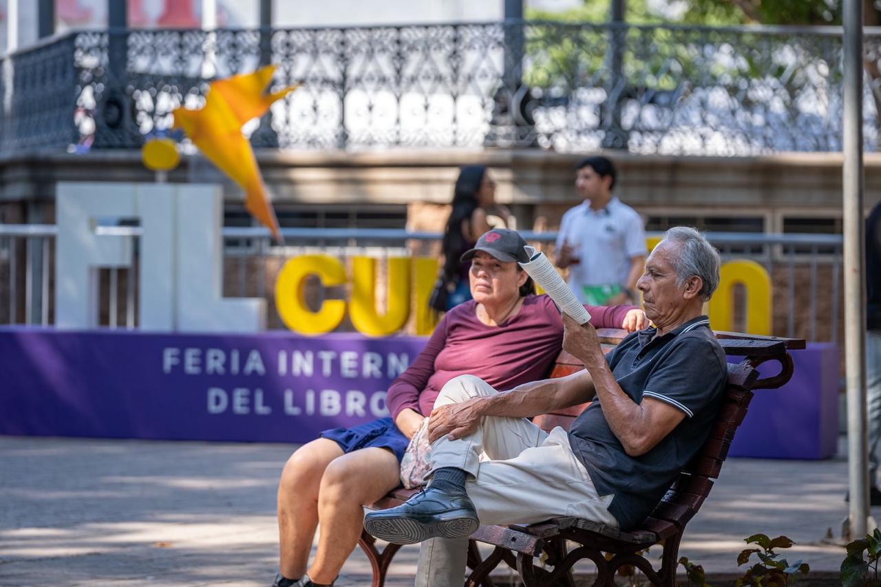 $!Registra organización más de 16 mil visitantes en el primer día de la FIL Culiacán 2025