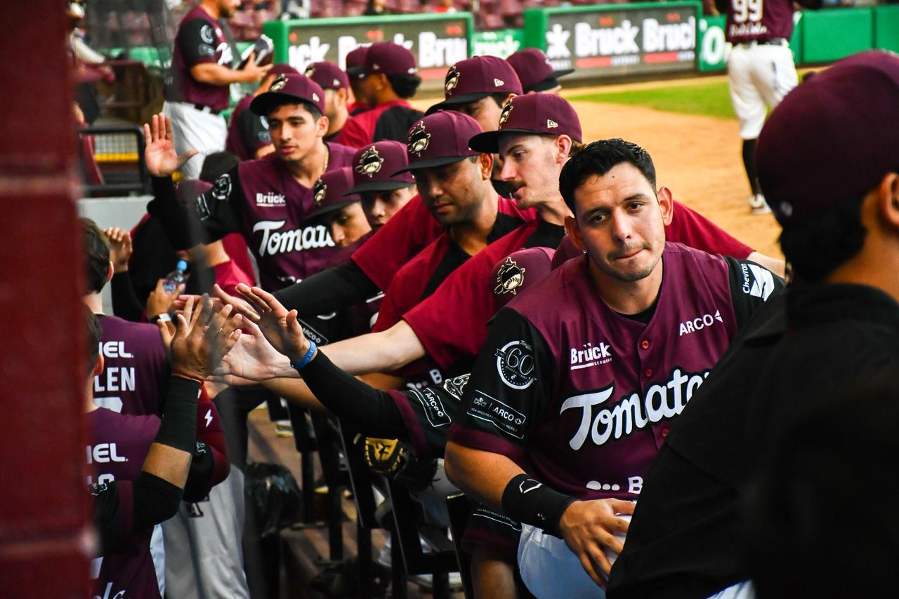 $!El Clásico Sinaloense es para Tomateros