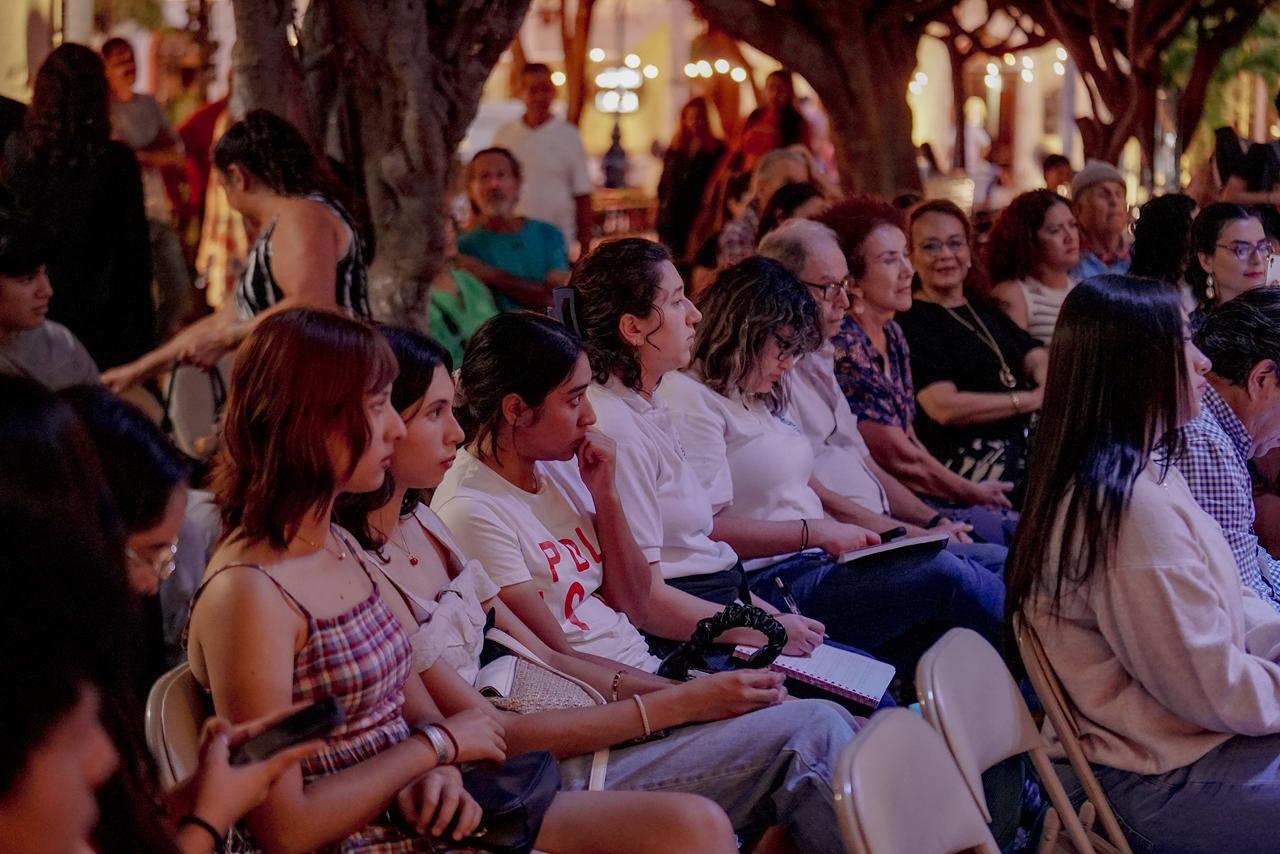 $!Los asistentes estuvieron atentos a las palabras de la expositoras.