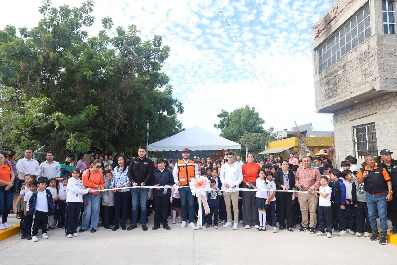 $!Inauguran pavimentación de Avenida Los Álamos en La Cruz, Elota