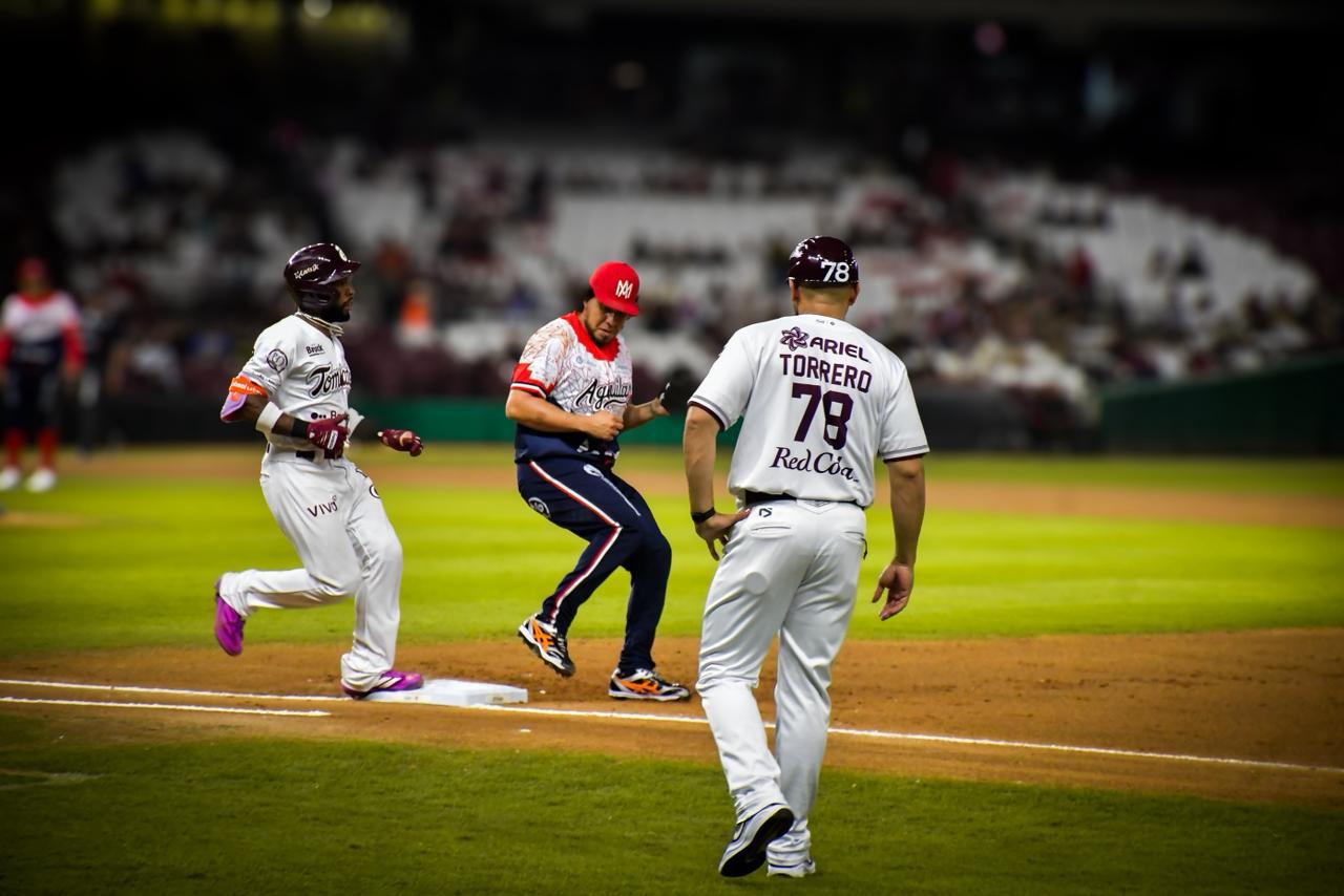 $!Tomateros cierra en casa con triunfo sobre Águilas
