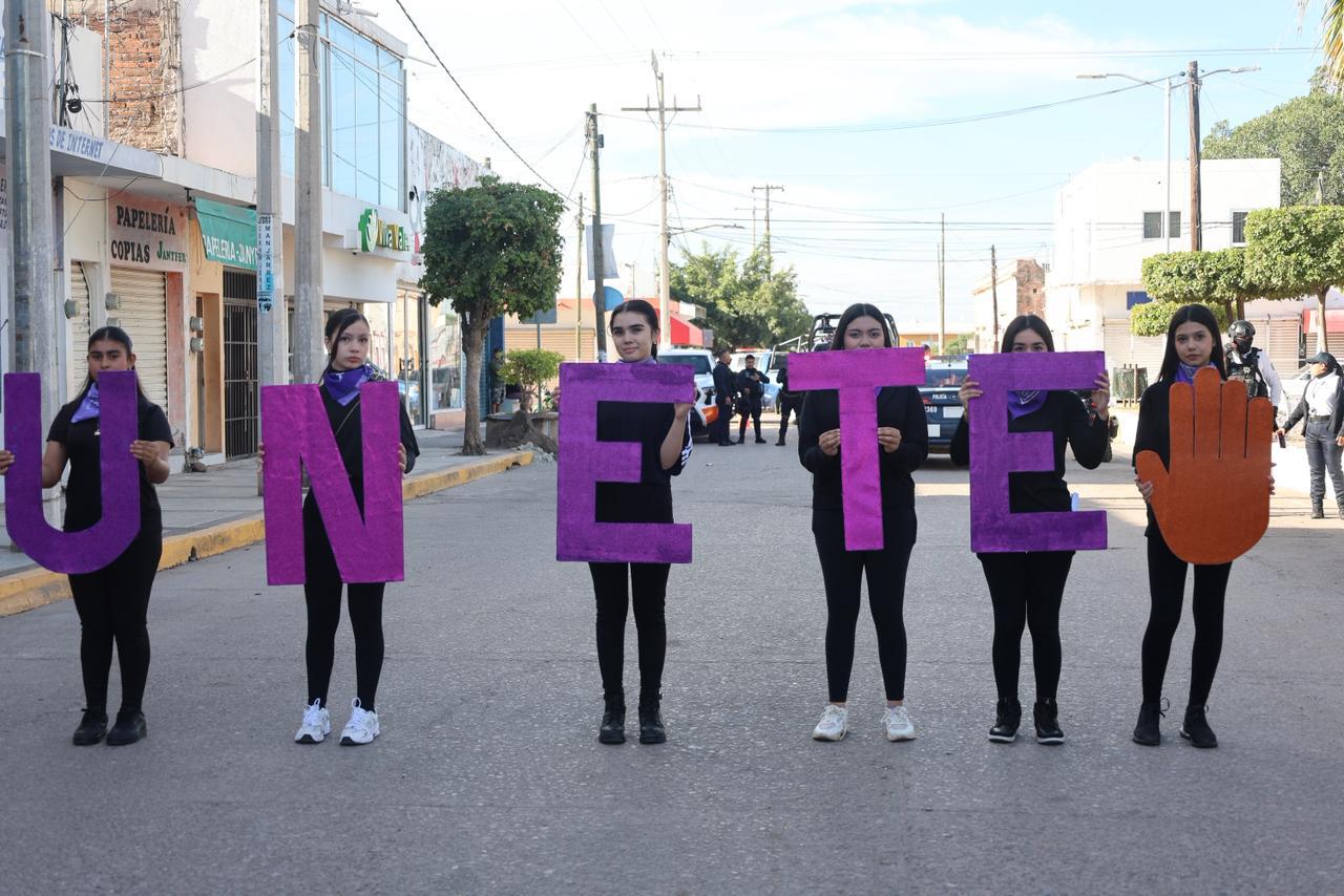 $!Con marcha culminan los 16 Días de Activismo contra la Violencia hacia la Mujeres en Elota