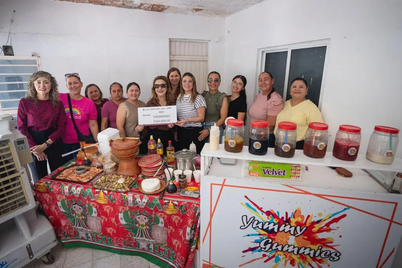 $!Mujeres emprendedoras de la sindicatura Villa Adolfo López Mateos reciben apoyos del Gobierno de Culiacán