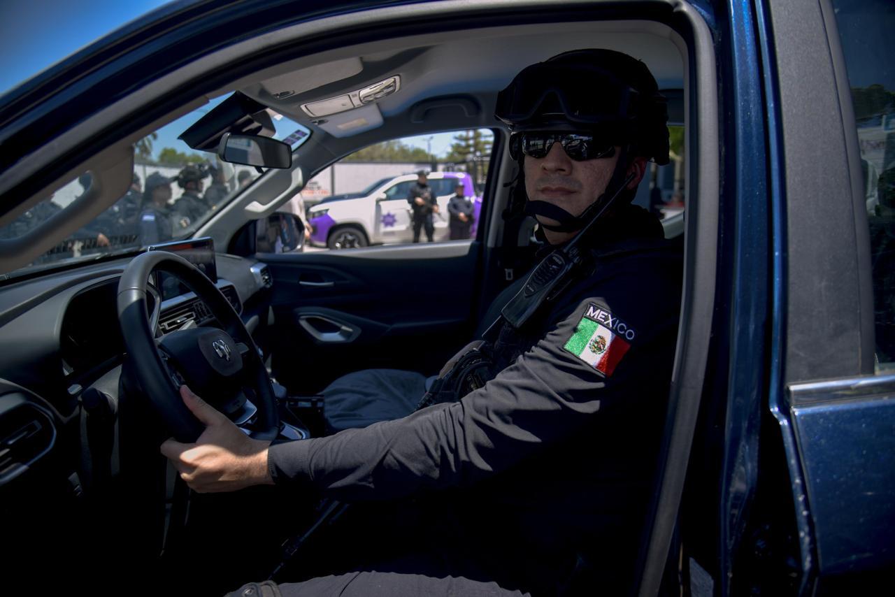 $!Conmemoran en Ahome el Día del Policía con homenaje a caídos y entregan cinco nuevas patrullas