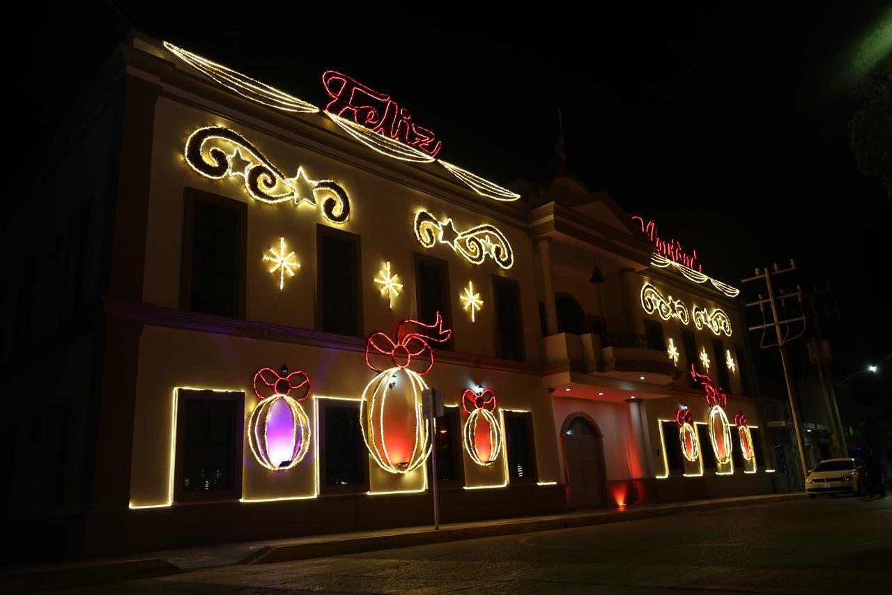 $!La magia de la Navidad ilumina La Cruz con el encendido del árbol