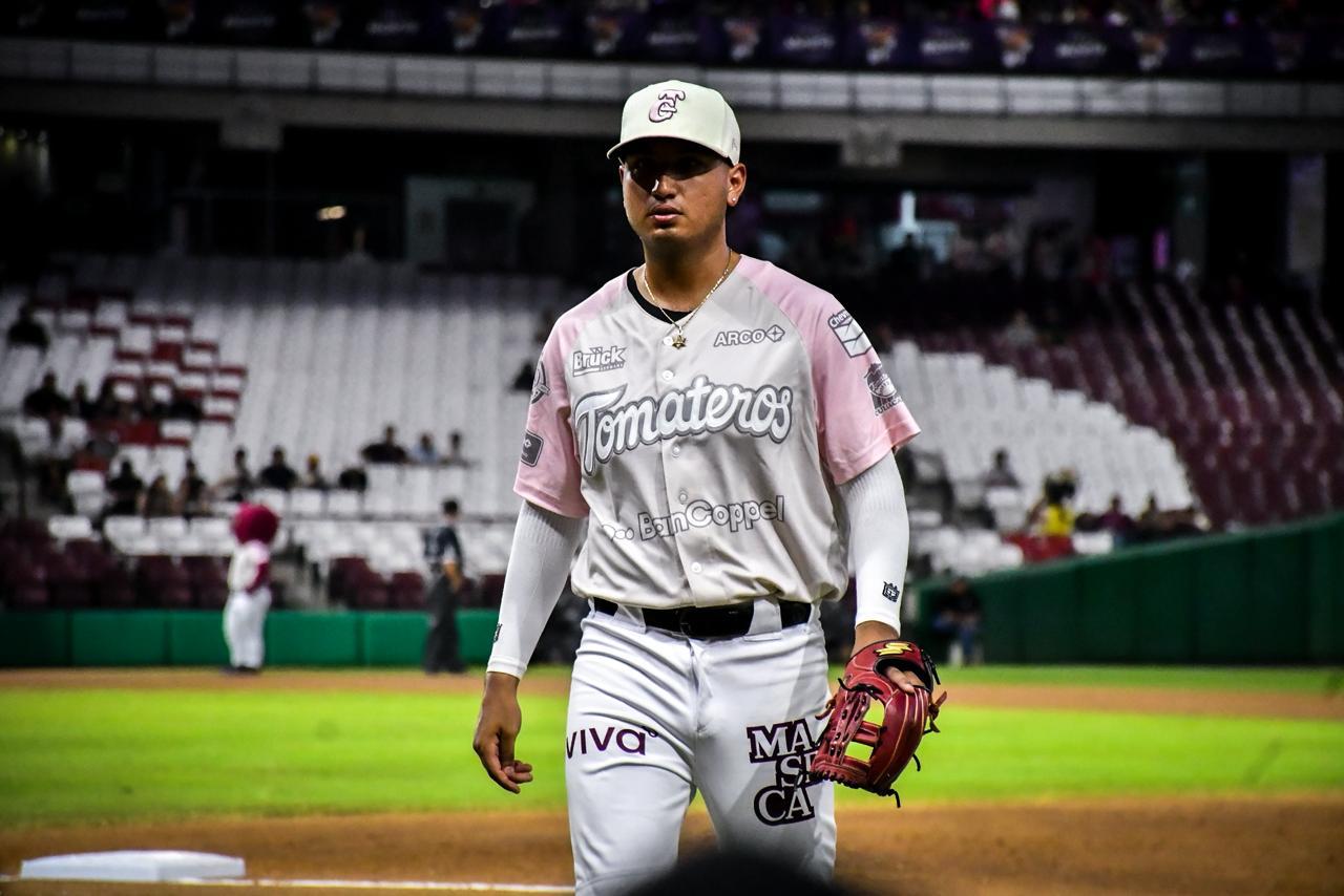 $!Mexicali impone su poder ofensivo y empata la Serie Rosa en Culiacán