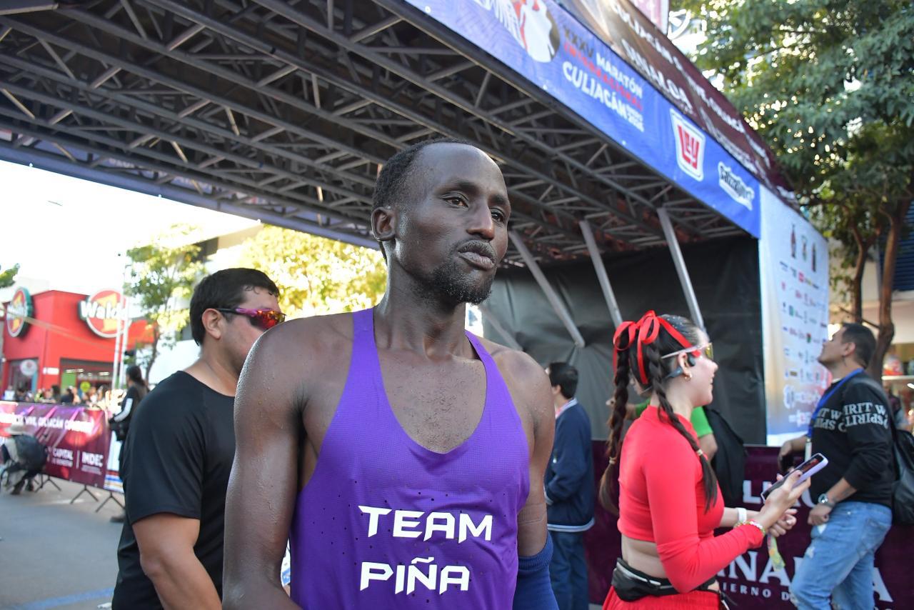 $!Alfred Kipserem Cherop y María Ruiz ganan el Maratón Internacional de Culiacán