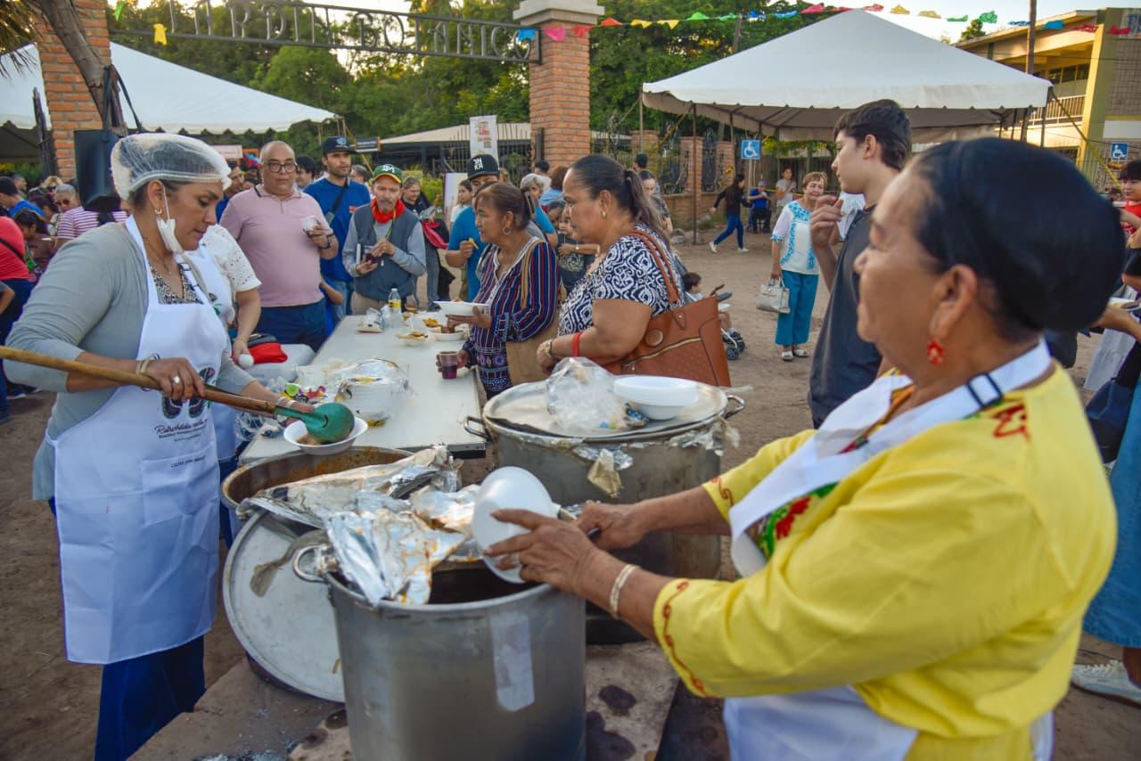 $!Celebran la herencia Yoreme en Los Mochis con el Tercer Encuentro de Platillos Tradicionales