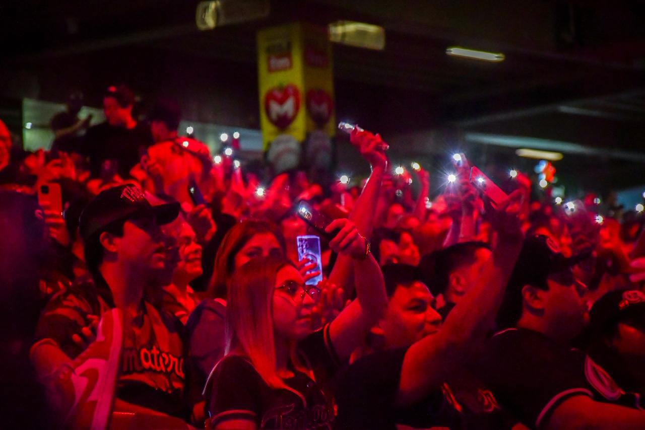 $!Cañeros empareja el primer playoffs y se lleva el triunfo de Culiacán