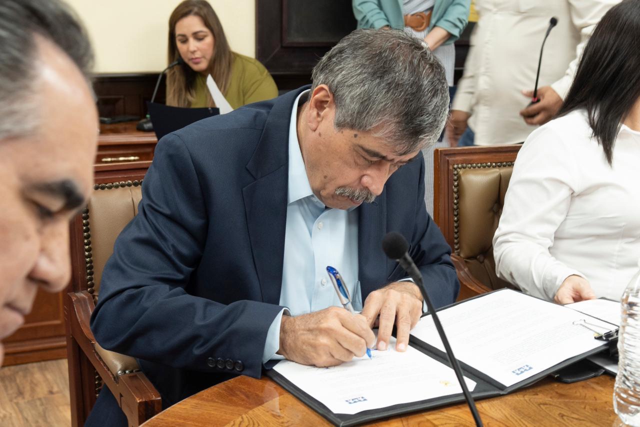 $!Firman CEDH Sinaloa y UAS convenio colaboración para fortalecer la formación y promoción de los derechos humanos