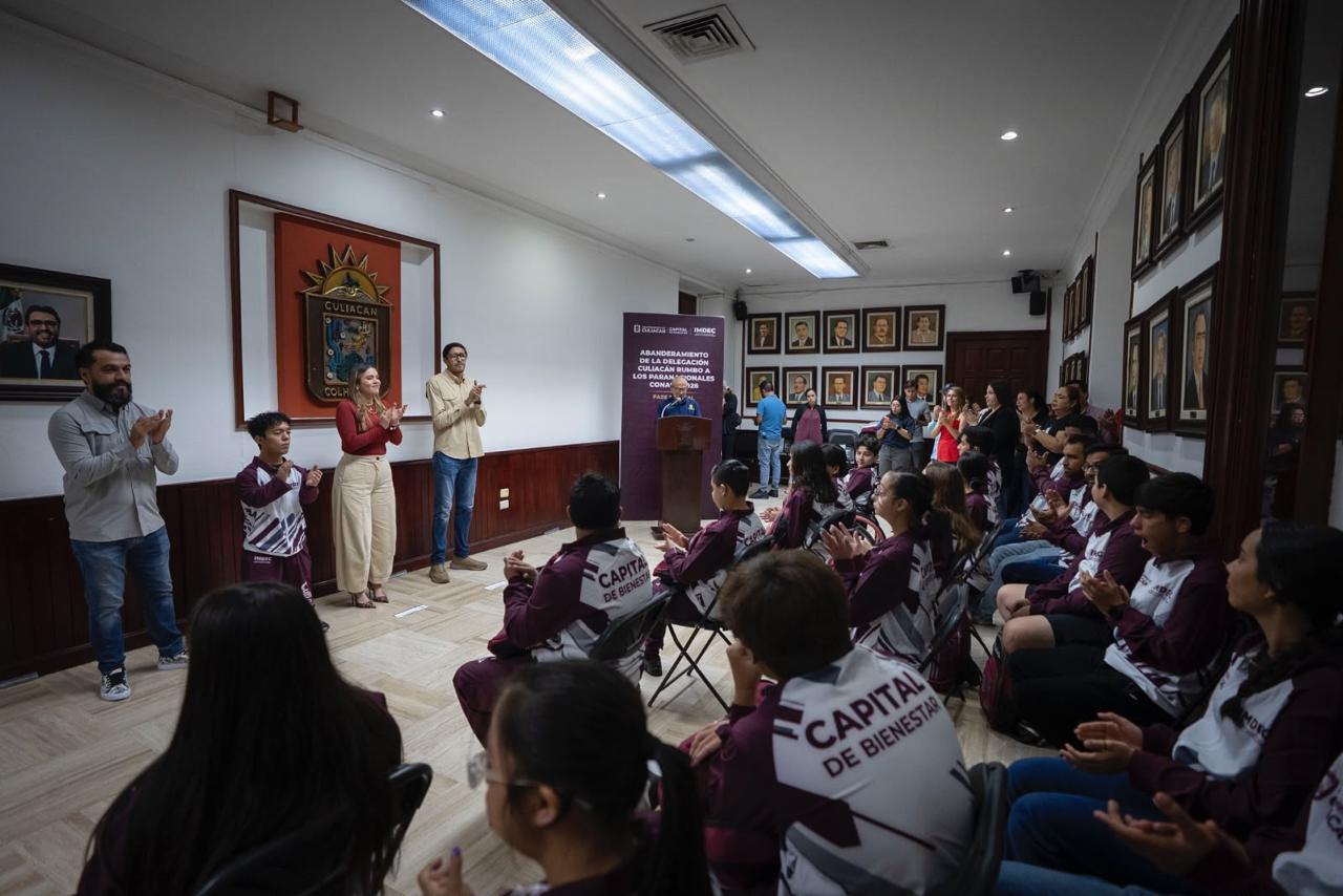 $!Abanderan a delegación Culiacán rumbo a la Paralimpiada Conade 2026