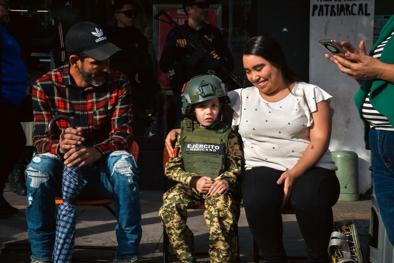 $!Arranca el desfile del 20 de Noviembre en Culiacán bajo resguardo de más de 10 mil efectivos