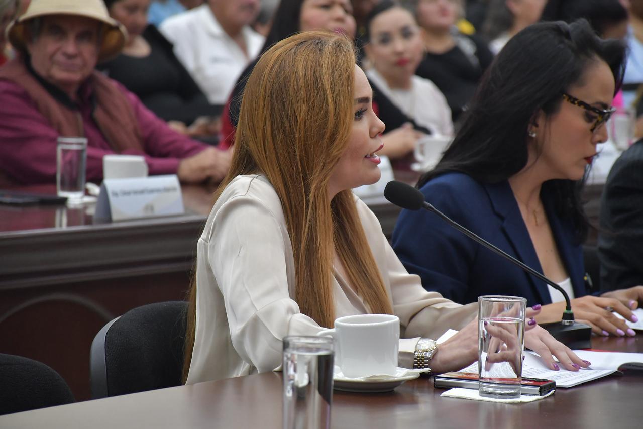 $!Chocan Secretaria de Pesca y Diputada del PRI por presunto abandono al sector pesquero