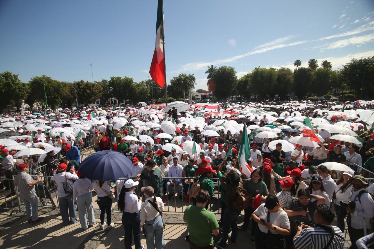 $!Se suma Estrella Palacios a movilización en Culiacán por mensaje de Sheinbaum