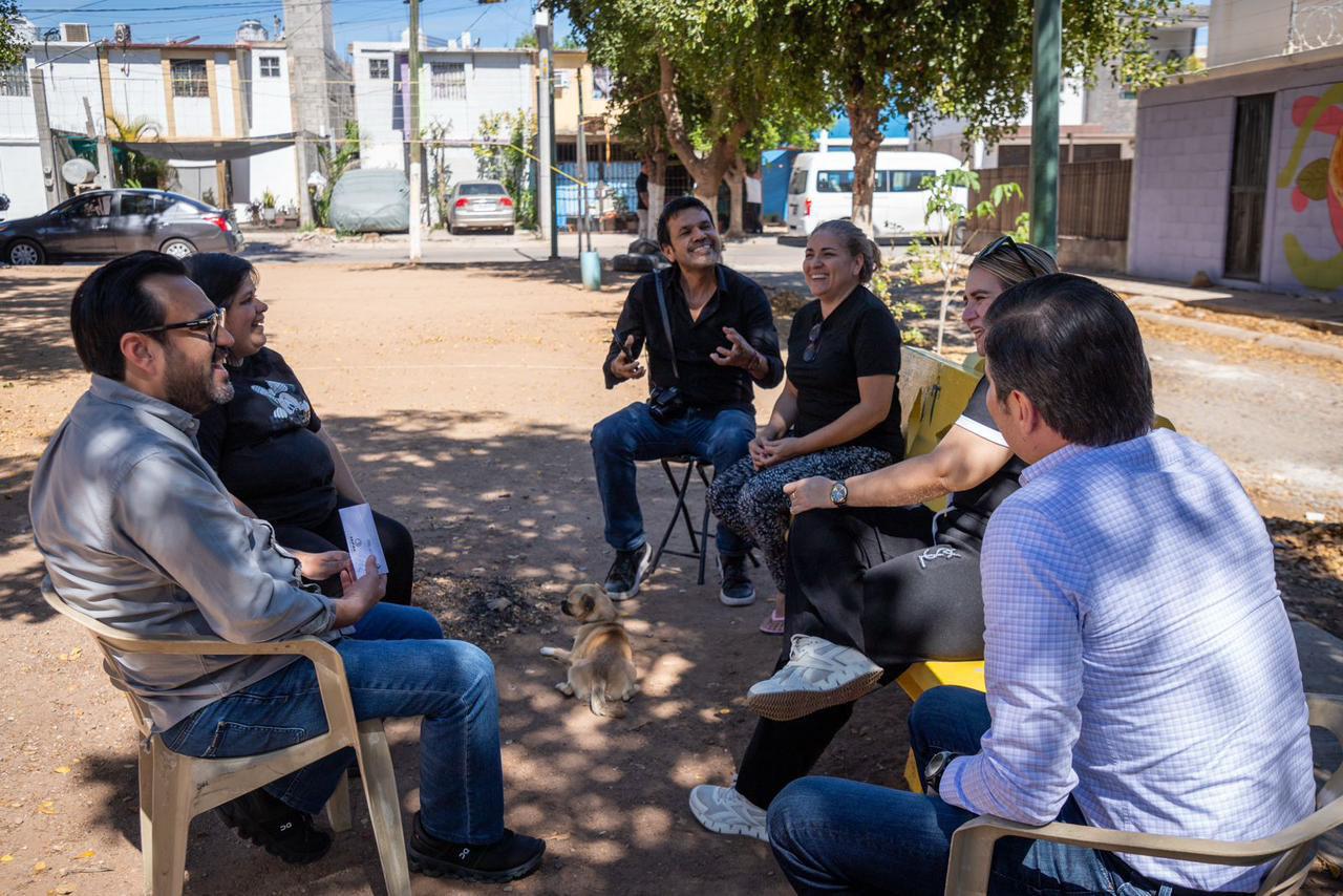 $!Llevan servicios de salud a Chulavista y pactan obras de mejora en La Puerta, en Culiacán