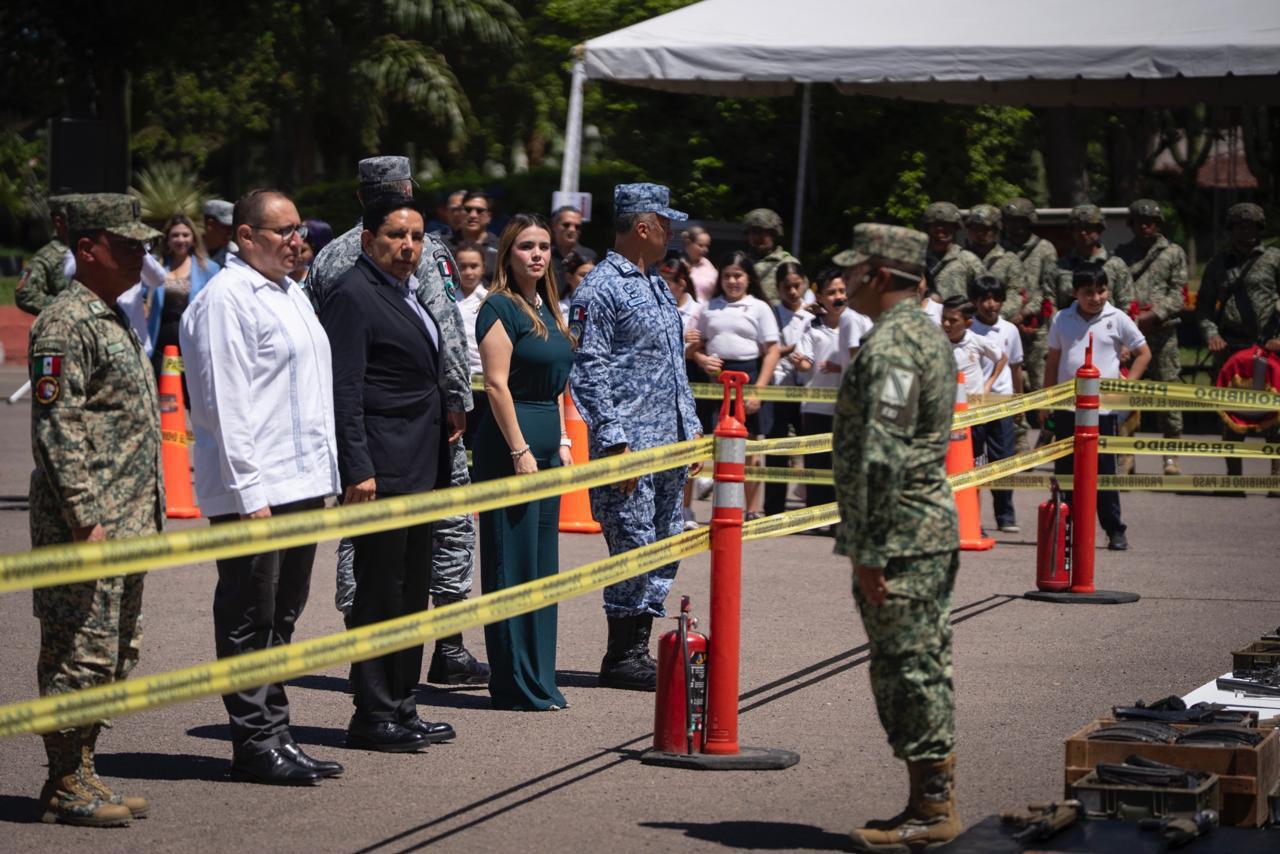 $!Destruye Ejército más de 800 armas de fuego en Culiacán