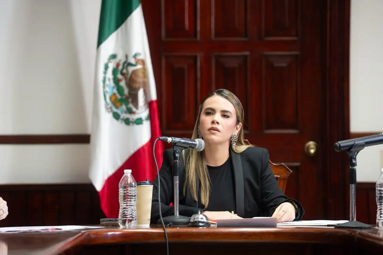 $!Destaca Alcaldesa de Culiacán pavimentación y obras de agua potable en Segundo Informe