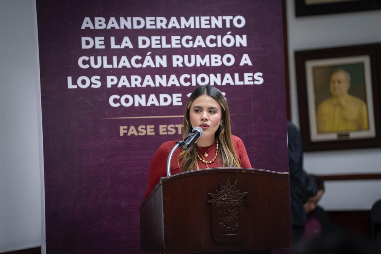 $!Alcaldesa Ana Miriam Ramos abandera a delegación Culiacán rumbo a la Paralimpiada Conade 2026