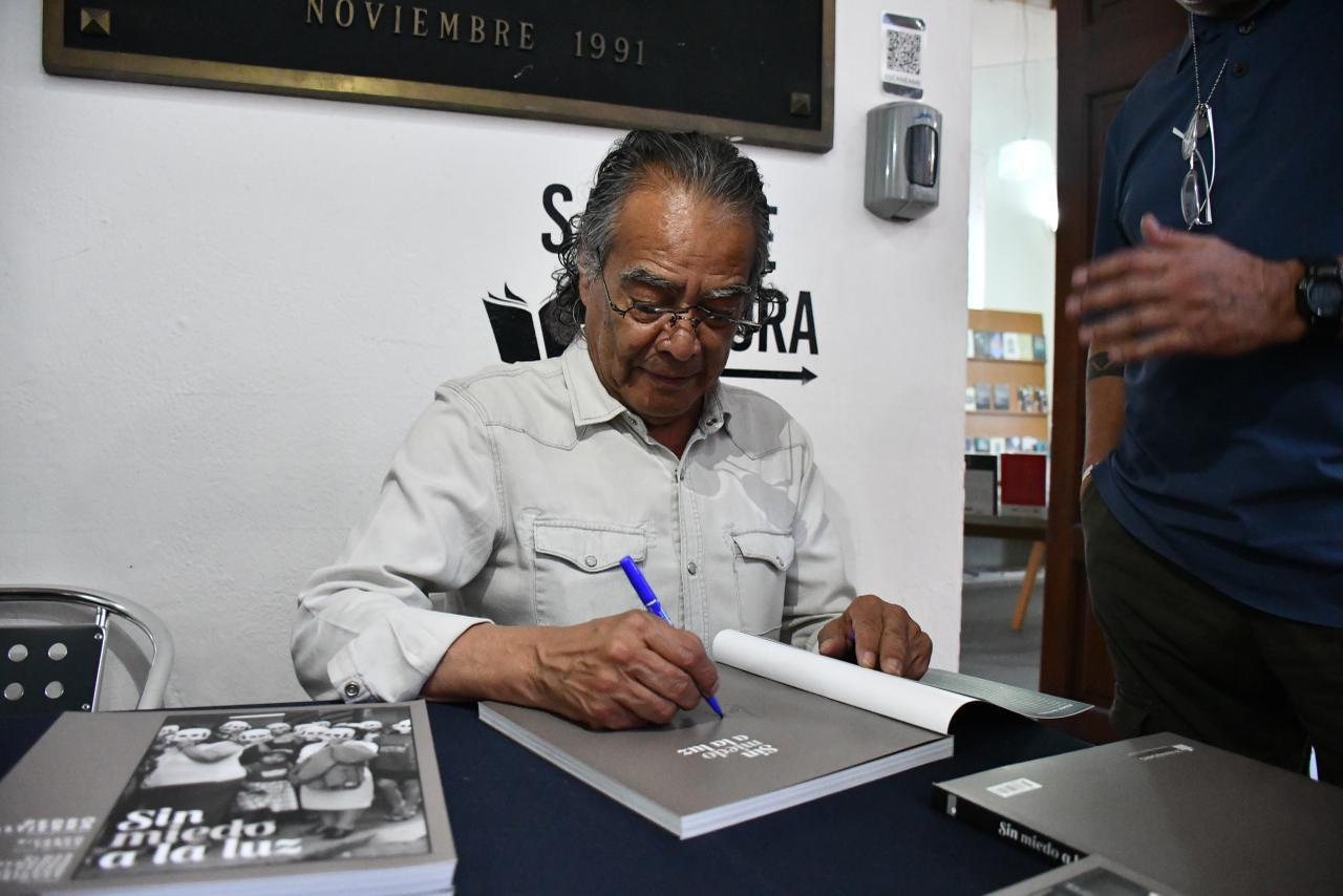 $!Pedro Valtierra presenta ‘Sin miedo a la luz’, un reflejo de 50 años de fotoperiodismo