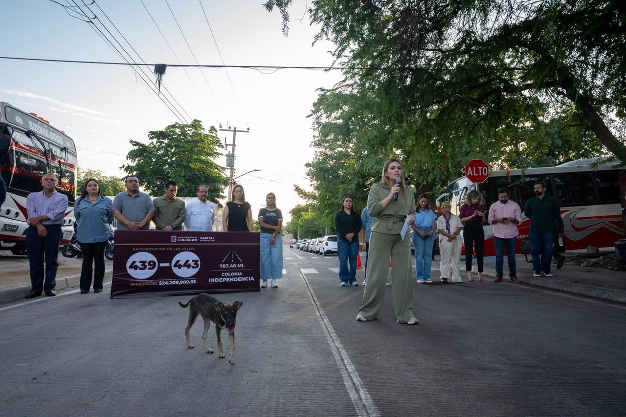 $!Tras 50 años de espera, pavimentan cinco calles en la colonia Independencia de Culiacán