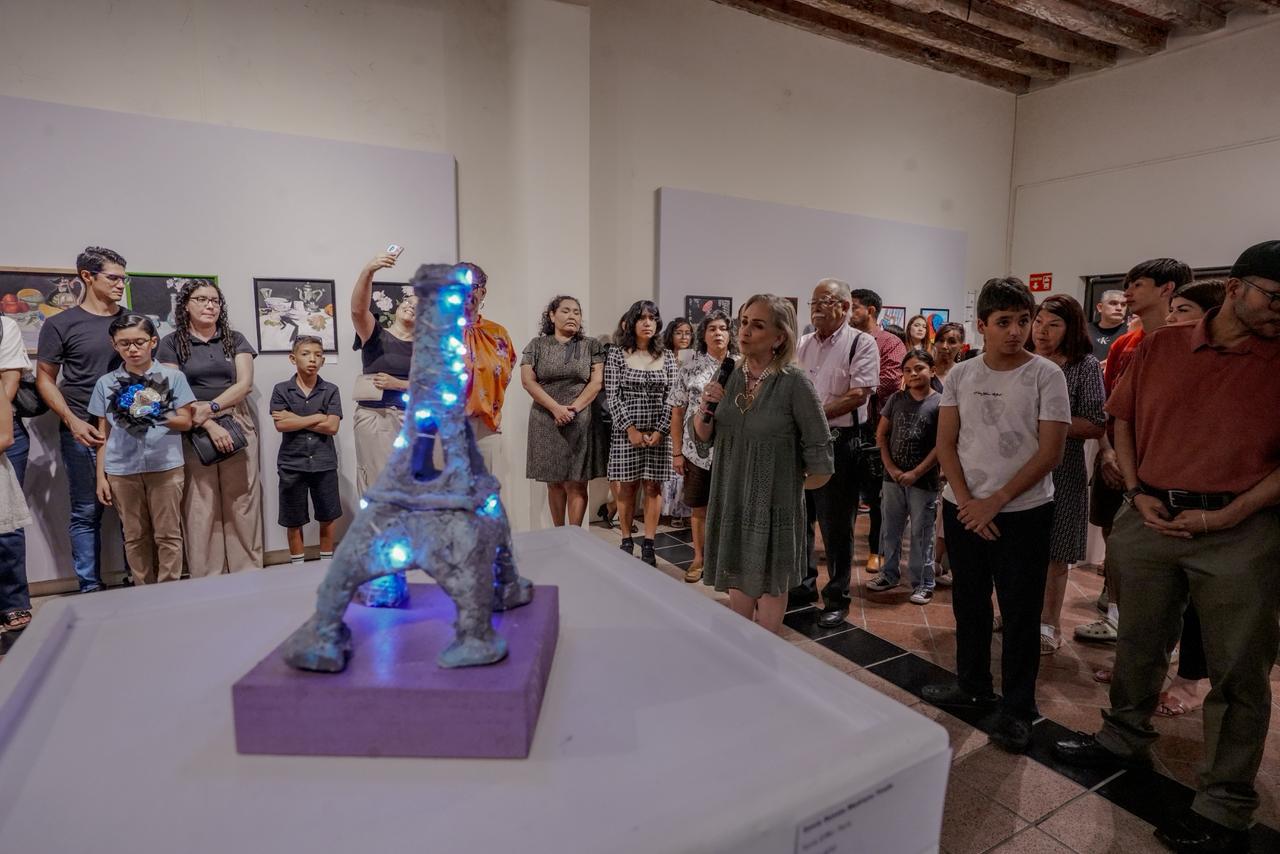 $!La directora artística agradeció la confianza de los padres de familia que impulsan a sus hijos a desarrollar su creatividad.