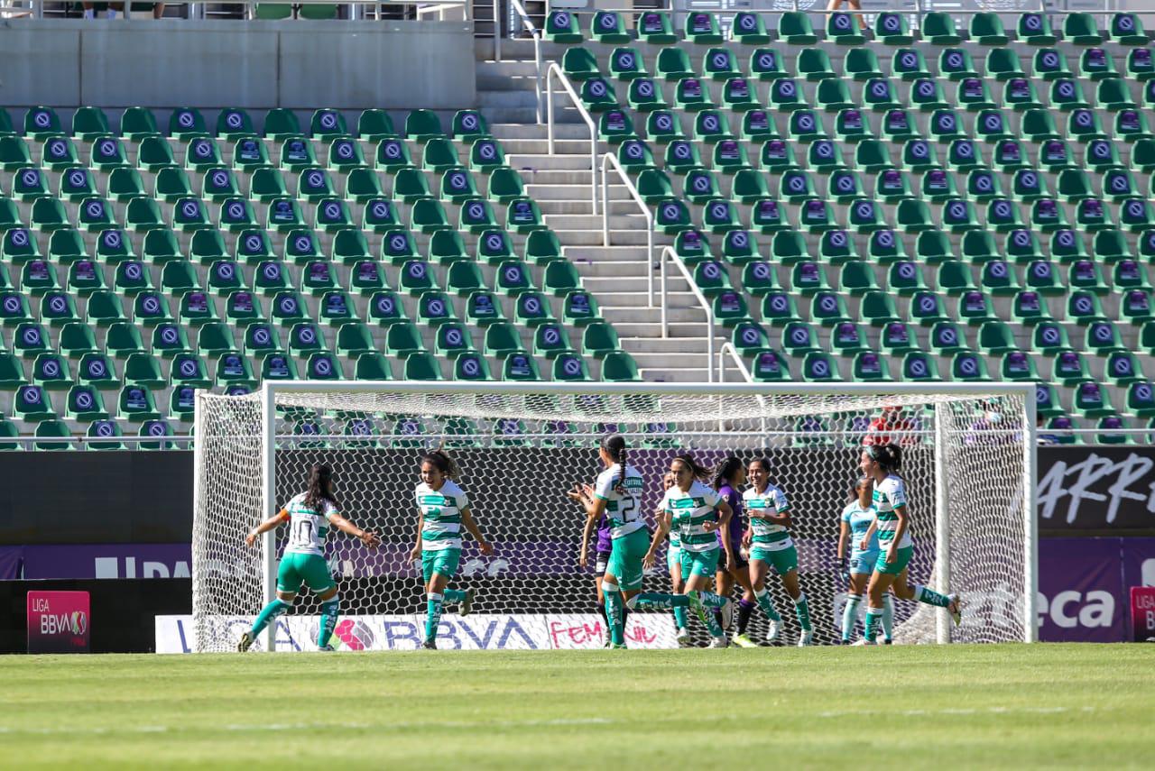 $!Mazatlán Femenil deja ir la victoria ante Santos Laguna en la Perla del Pacífico