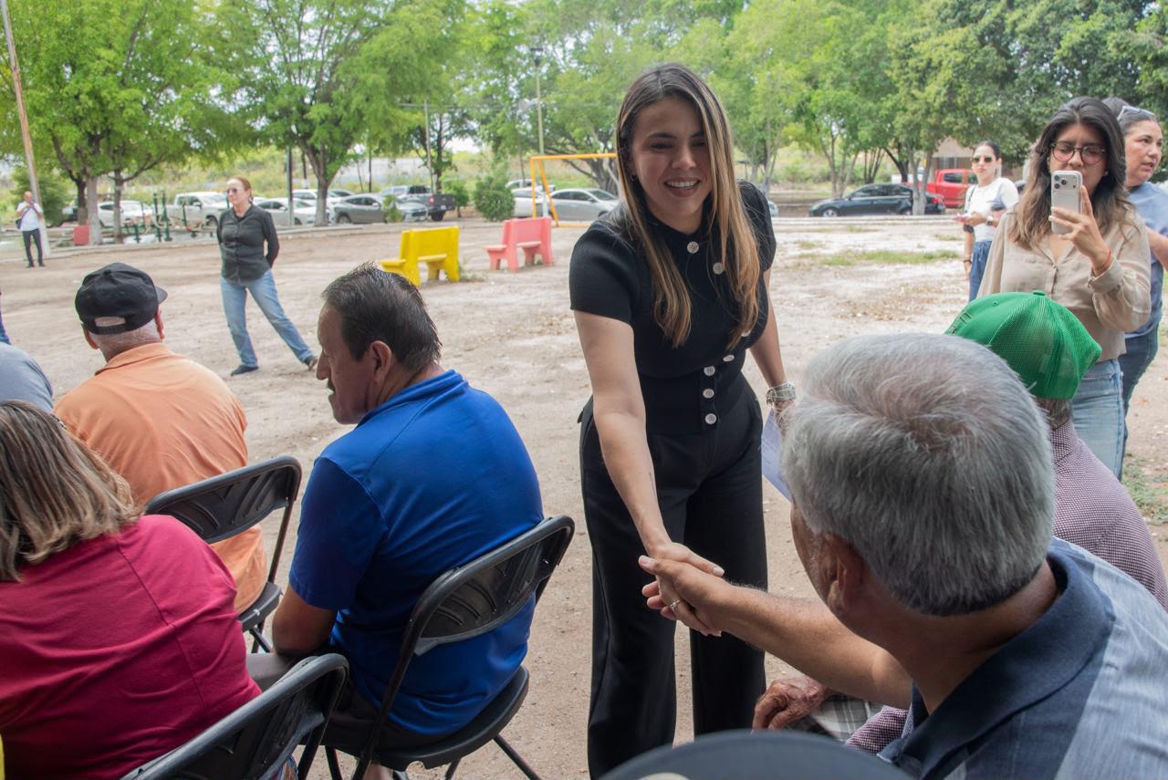 $!Con una inversión de más de $6 millones, Gobierno de Culiacán entrega siete calles pavimentadas en Valle del Sol