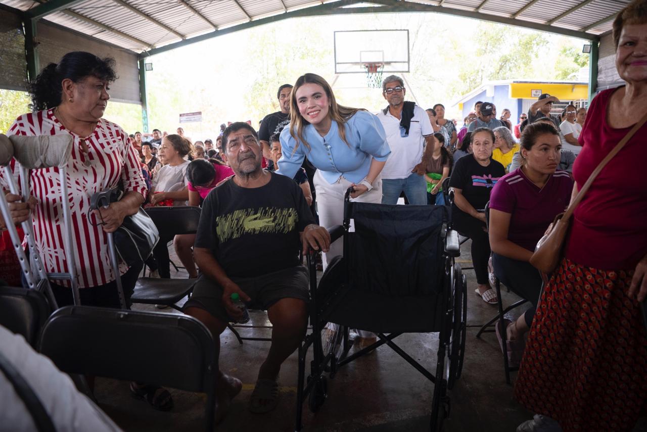 $!Acerca Ayuntamiento de Culiacán servicios de salud y apoyos sociales a habitantes de Los Huertos