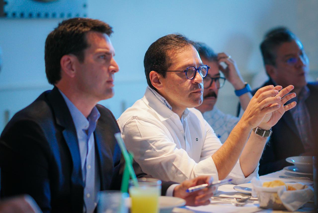 $!En Sinaloa se trabaja para que a los negocios les vaya bien: Javier Gaxiola