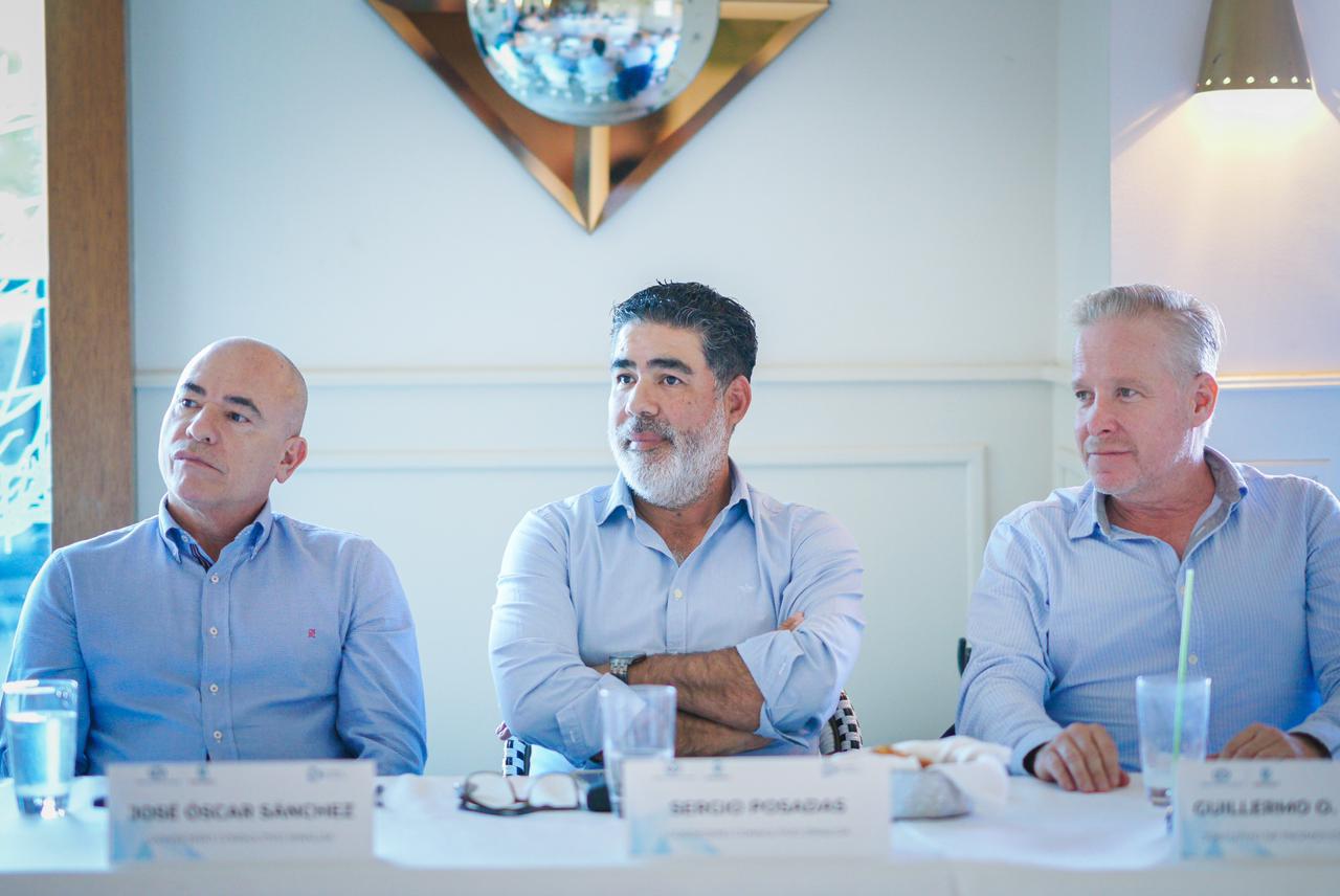 $!En Sinaloa se trabaja para que a los negocios les vaya bien: Javier Gaxiola