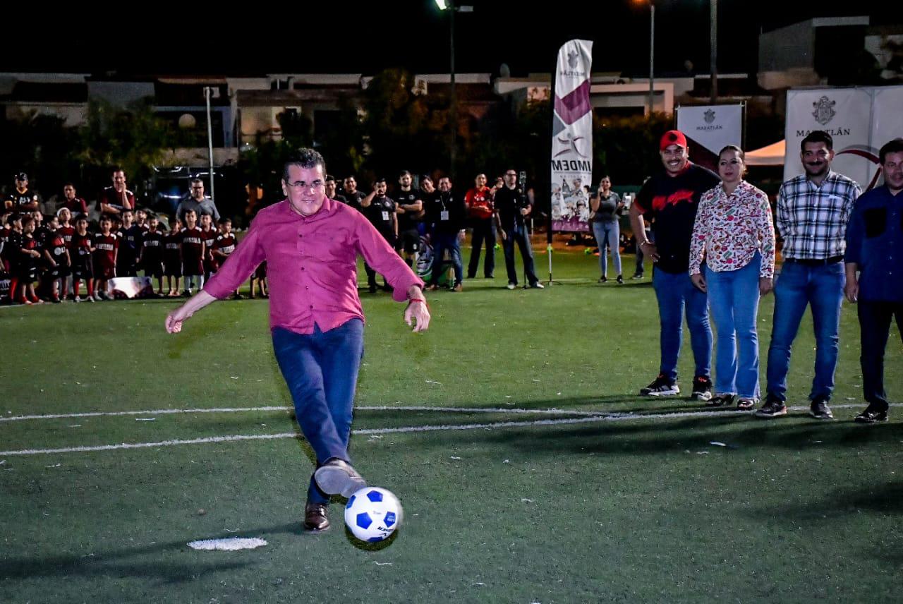 $!Inauguran en Mazatlán Torneo Estatal categoría Chupones