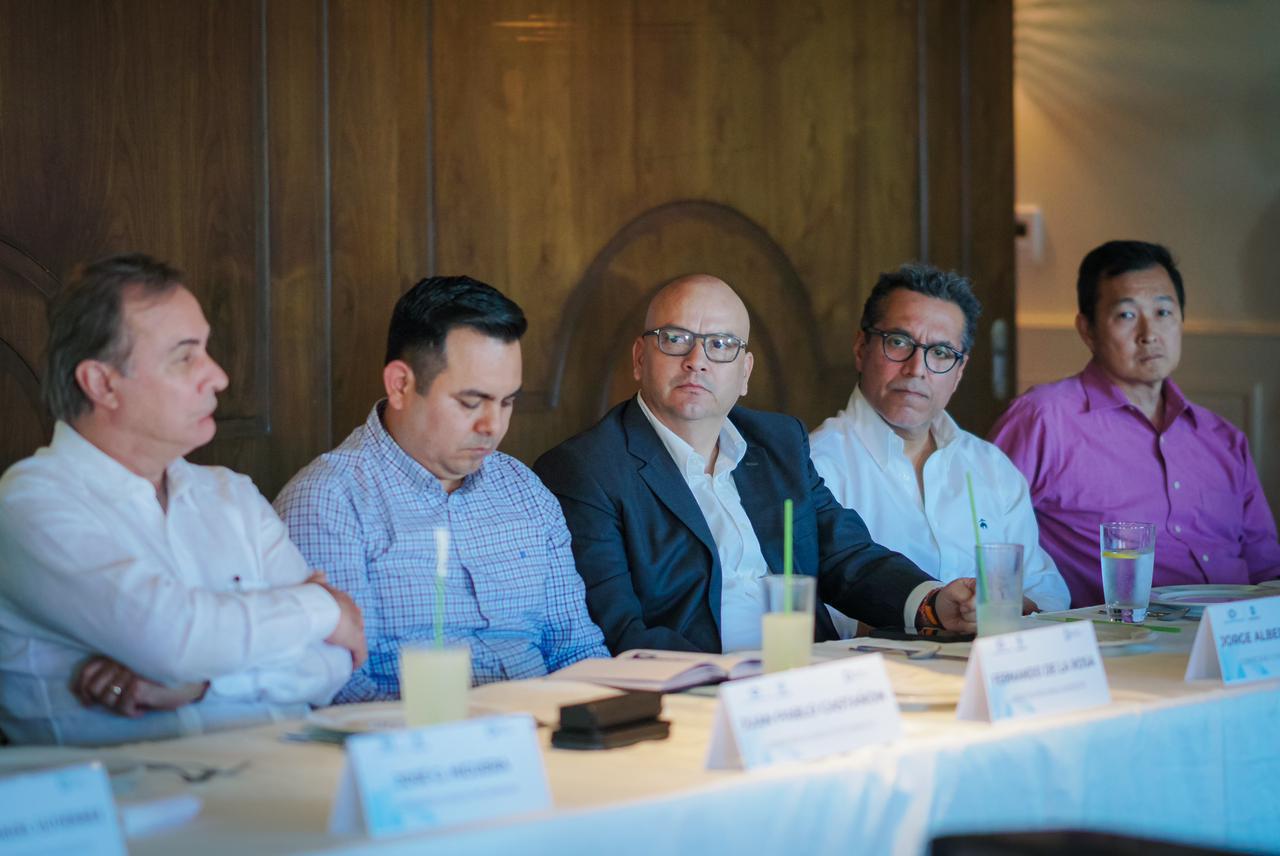 $!En Sinaloa se trabaja para que a los negocios les vaya bien: Javier Gaxiola