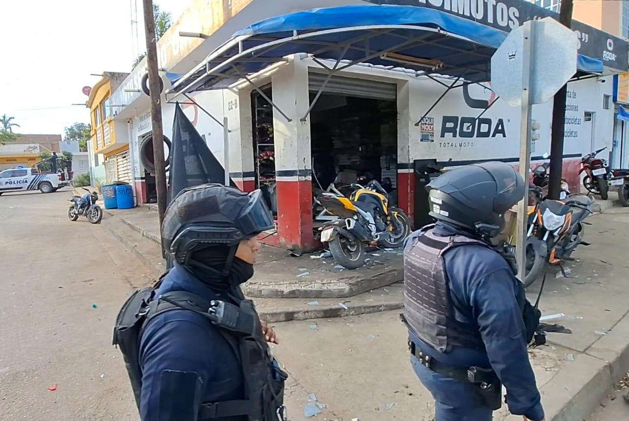 $!Explosión en taller de motos en Urías genera alarma y movilización de las autoridades