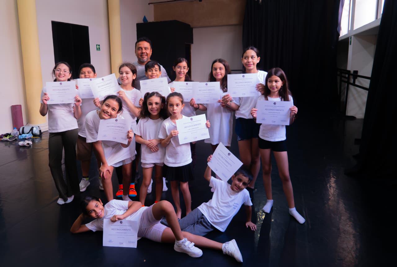 $!Durante las sesiones las y los participantes experimentaron clases de yoga infantil, danza contemporánea y entrenamiento funcional,