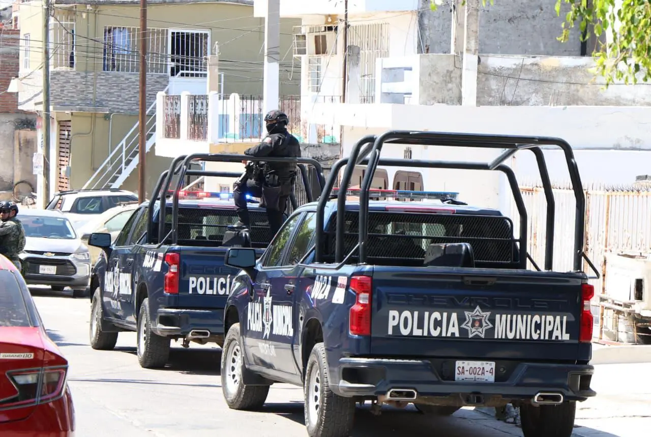 $!Hieren de bala a militar retirado en la colonia Estero de Mazatlán