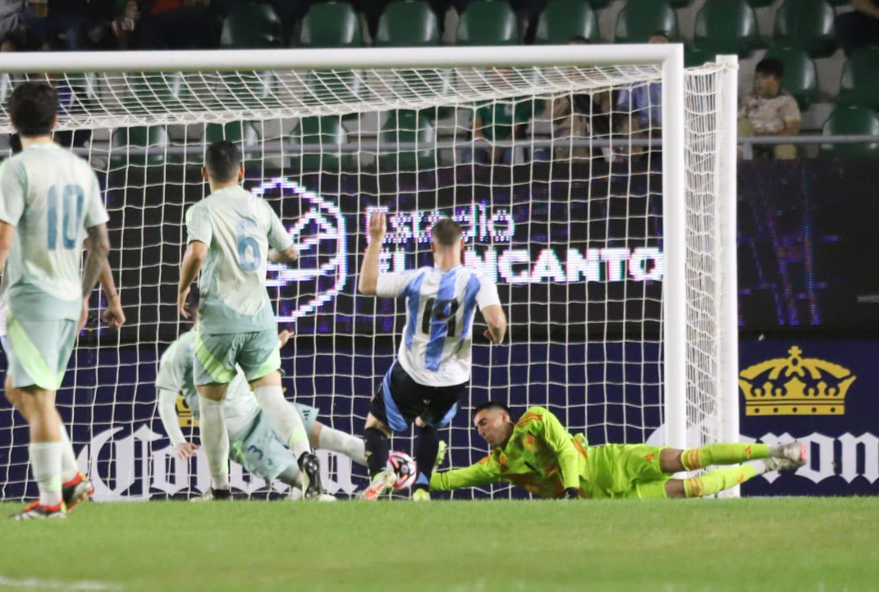 $!¡Sencillito! Argentina golea a México en el Estadio El Encanto
