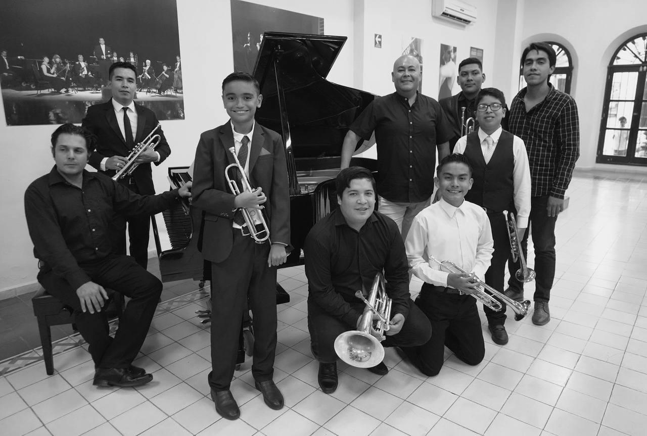 $!Muy contentos de presentar su recital ante sus padres se mostraron los alumnos.