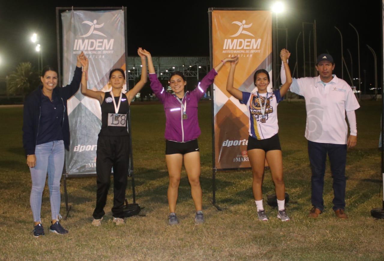 $!Jennifer Tirado y Sebastián Uribe son los vencedores de la Liga de Atletismo Imdem 2022
