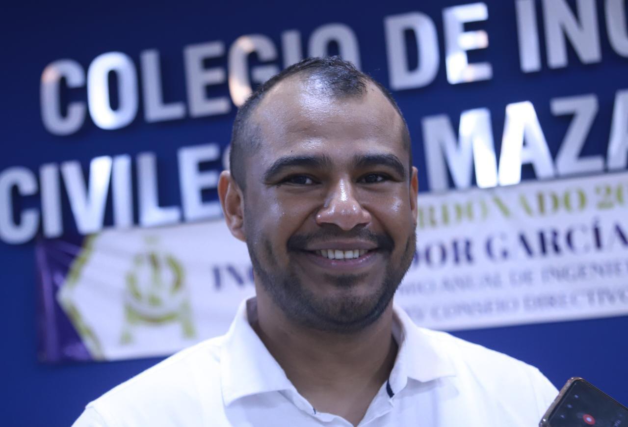 $!La construcción horizontal ya no es factible: Murillo Guzmán